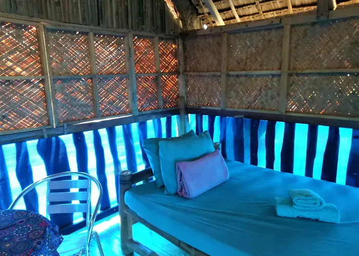 Smallfry'S Beach Resort